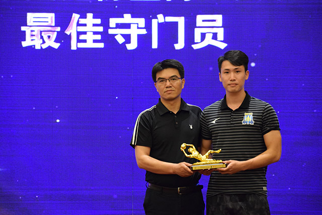 媒体人：四川男篮持有CBA公司5%股权被冻结