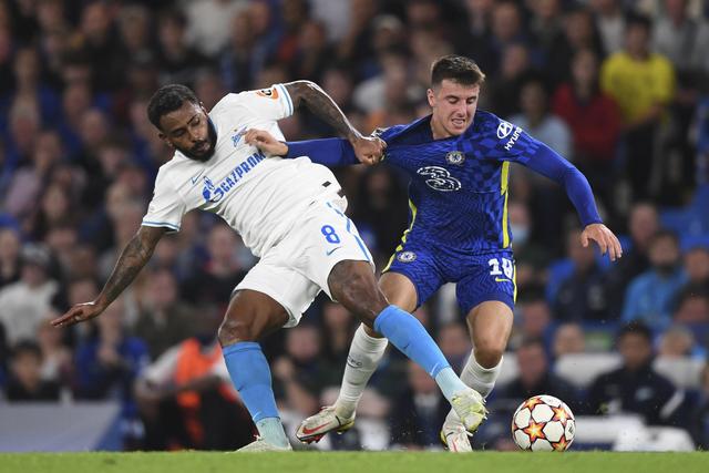 巴萨17岁小将面部受伤缝10针 赛后社交媒体晒图