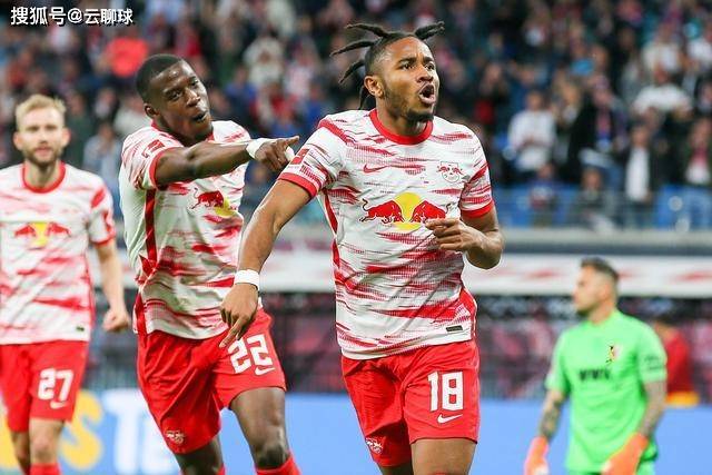 意甲-莱奥破门特奥建功 AC米兰2-1客胜科莫